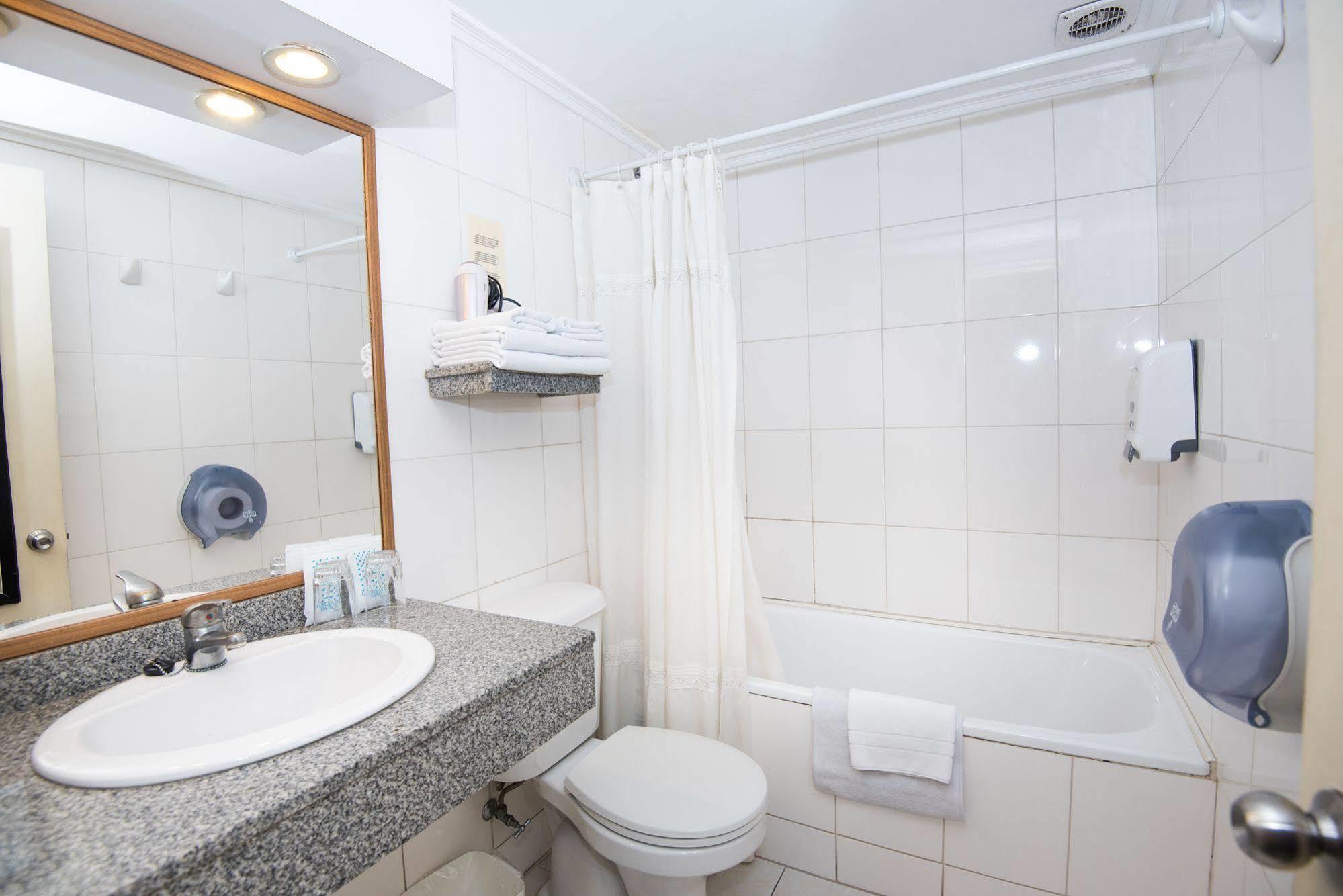 Hotel Majestic City Center 산티아고 외부 사진