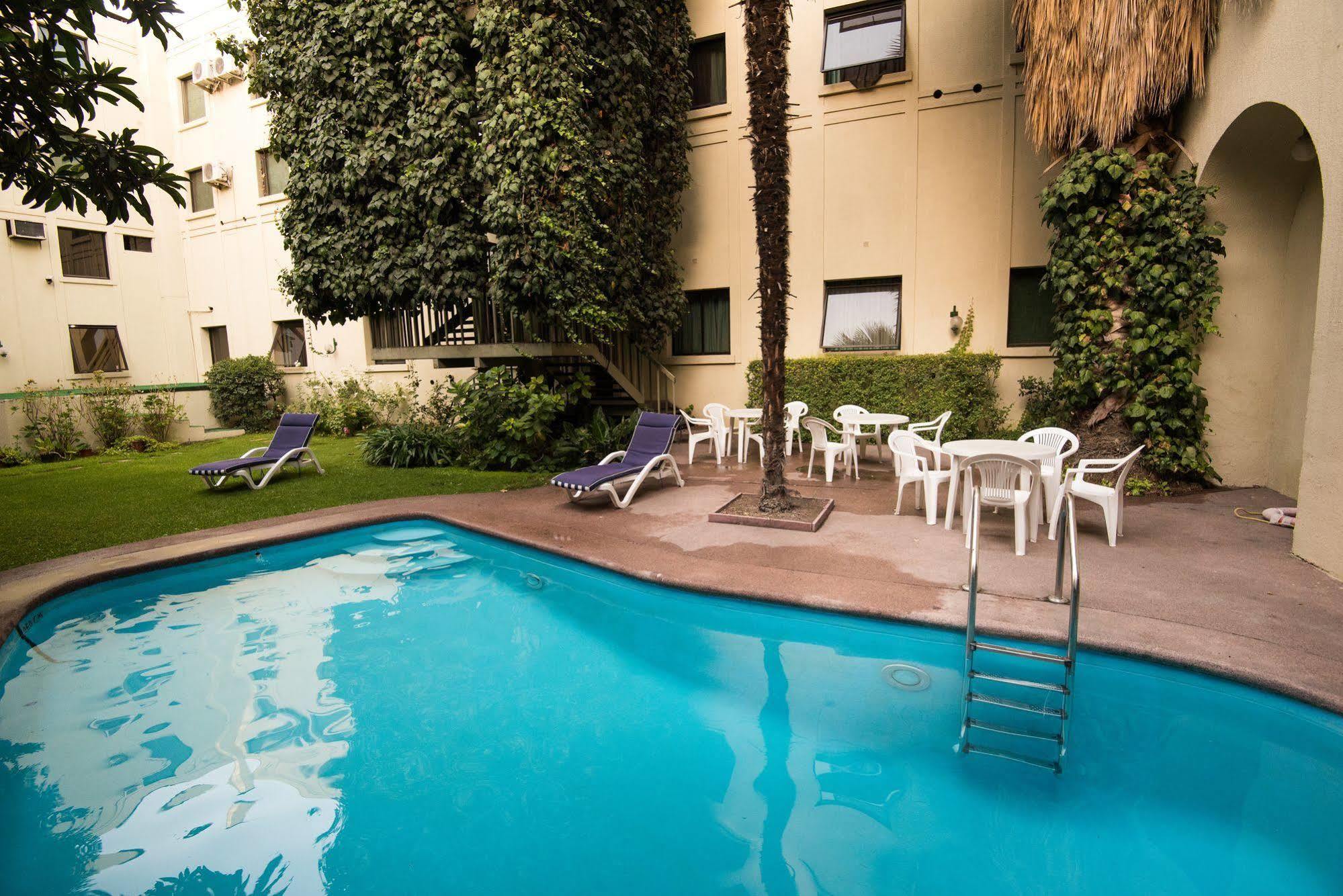 Hotel Majestic City Center 산티아고 외부 사진